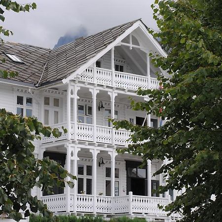 Rosendal Turisthotell ภายนอก รูปภาพ